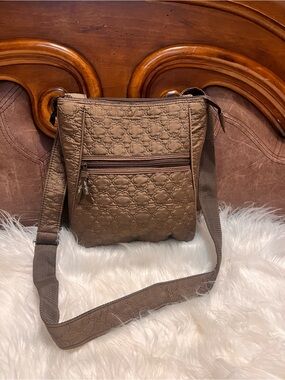 thirty-one Quilted Crossbody Bag in Brown Taupe